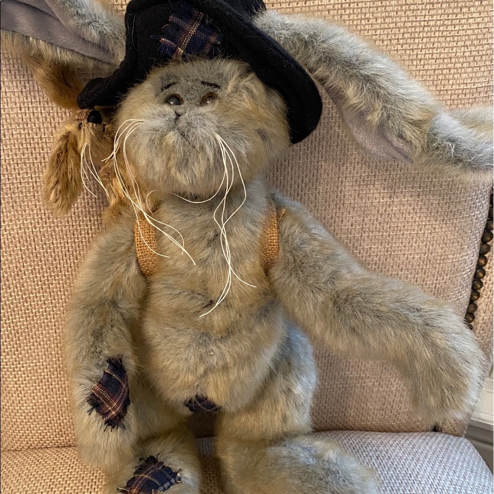 The‎ Bearington Collection rabbit patches with bunny in backpack VTG Collector